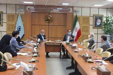 نشست مشترک مدیران آموزشی با روسا و نمایندگان مراکز درمانی تابعه 